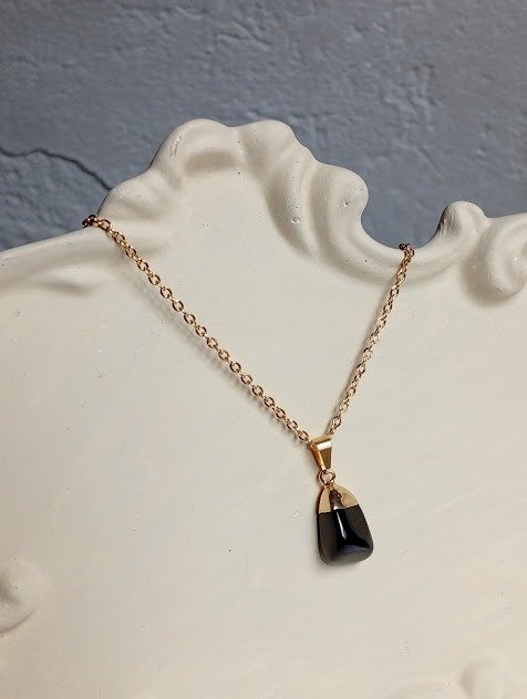 Producto - Collar PROTECCIÓN piedra OBSIDIANA - Acero dorado