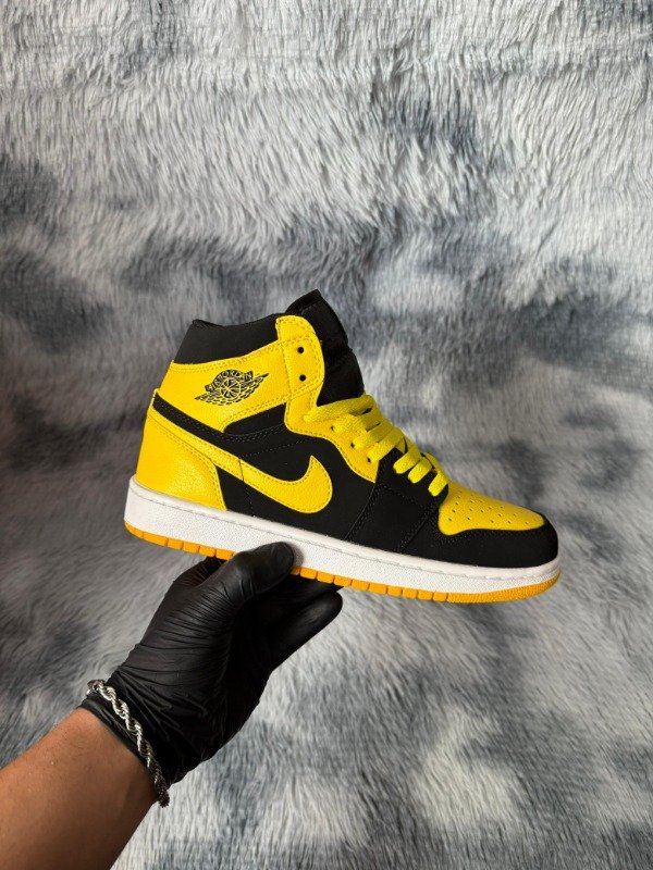 Producto - JORDAN RETRO 1 POLEN