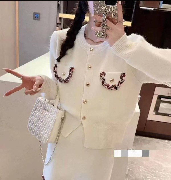 Producto - Similar al traje estilo Chanel