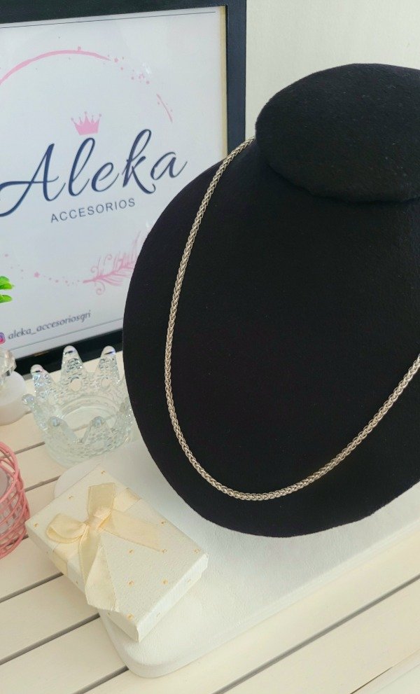 Producto - Cadena espiga(60cm)de acero blanco
