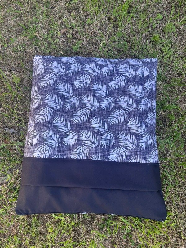 Producto - Bolsa de dormir con colchon Tela Hojas Negras - 2
