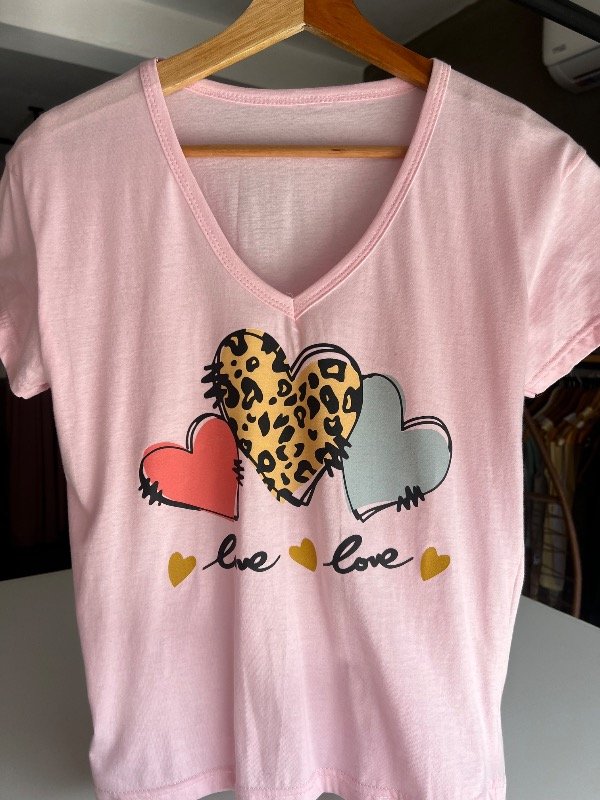 Producto - Remera Love