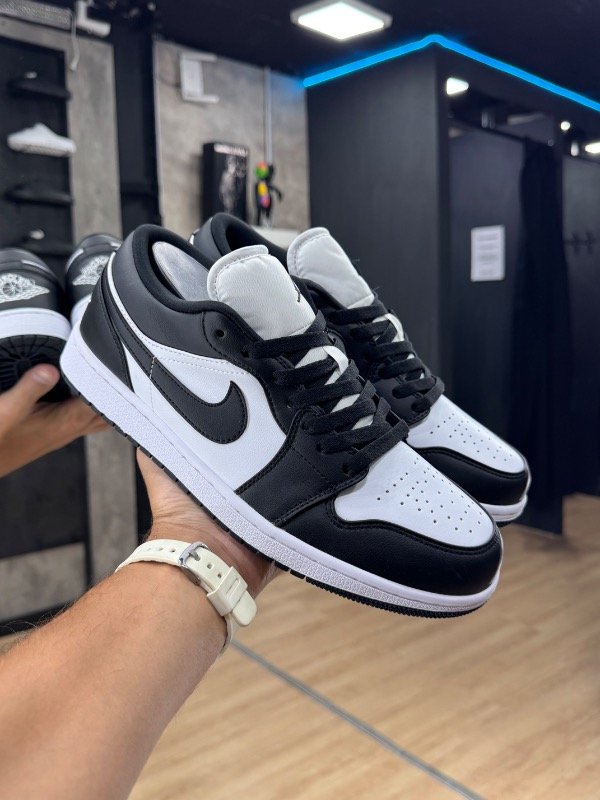 Producto - Jordan 1 Low PANDA