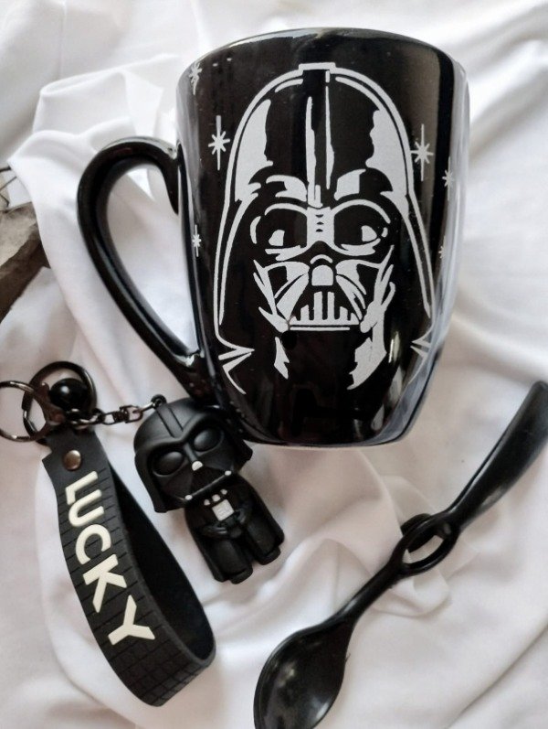 Producto - TAZA Y LLAVERO DE DARTH VADER