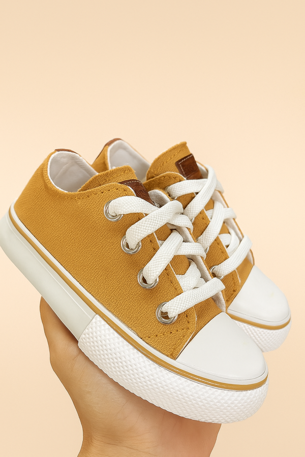 Producto - A 114 Zapatilla lona con puntera