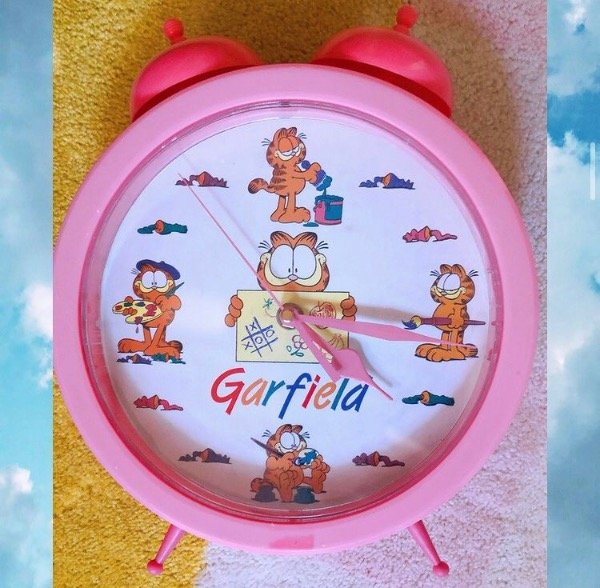 Producto - Reloj Vintage Garfield Rosa Chicle