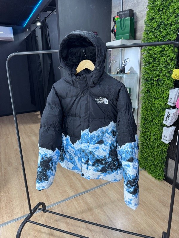 Producto - CAMPERA TNF BLACK NEVADAA