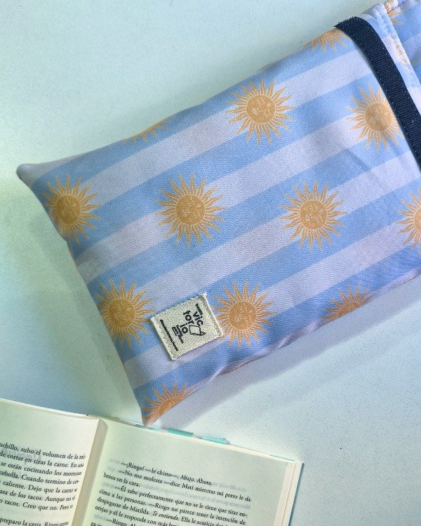 Producto - Funda para libros estándar Sol de Mayo IMPERMEABLE - 4