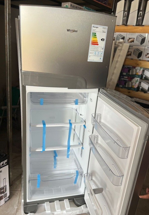 Producto - HELADERA WHIRLPOOL WRM39CK 340 LITROS