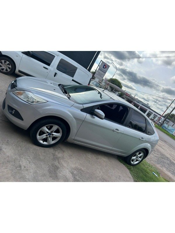 Producto - Ford Focus Trend 1.6 2010