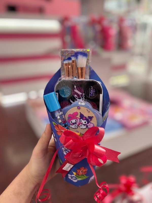 Producto - RAMO DE MAQUILLAJE 7