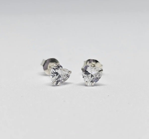 Producto - Aros Cubic transparente engarzados