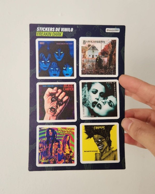Producto - Plancha de Stickers "Freakin Dark" - 0