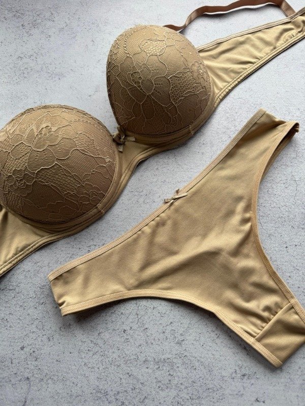 Producto - CONJUNTO ARMADO ISA BEIGE