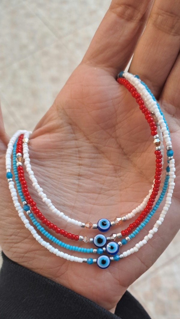 Producto - Collar con Ojo turco y mostacillas