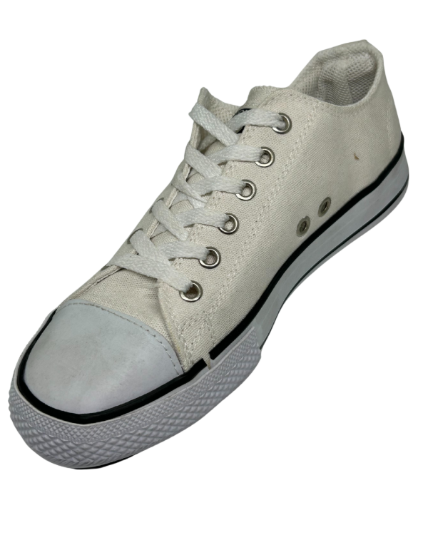 Producto - Zapatilla Blanca con Puntera