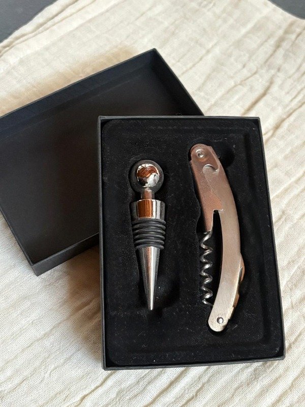 Producto - Set de Vino 2 piezas