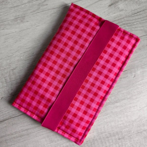 Producto - Funda Berry Cream Dos Solapas