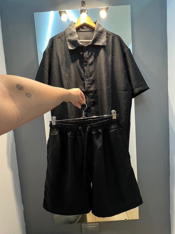 Producto - CONJUNTO OVER NEGRO