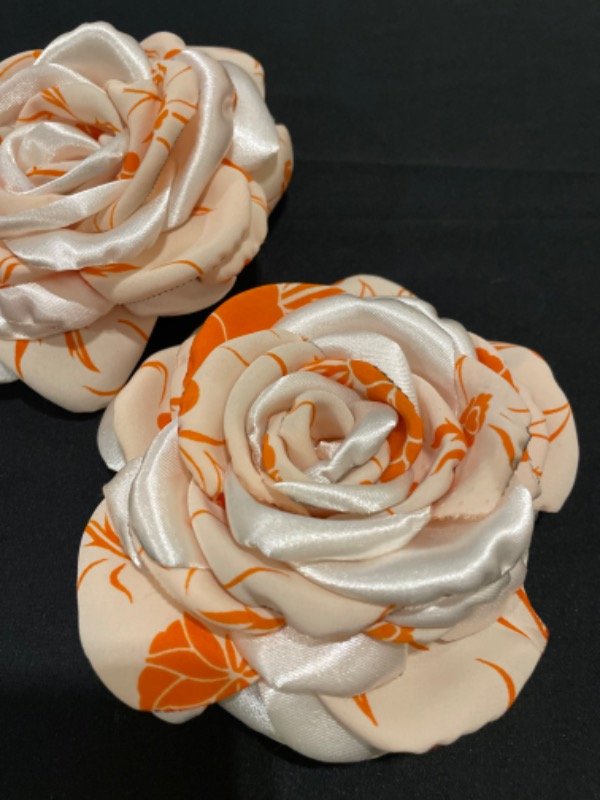 Producto - Flor estampada natural naranja