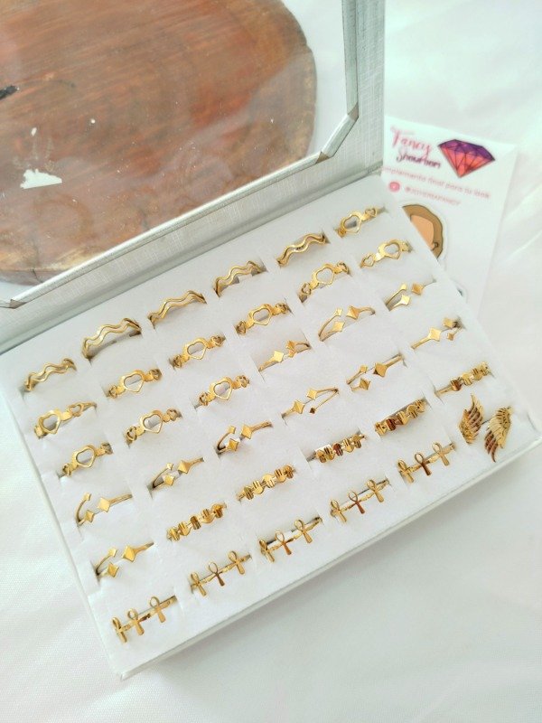 Producto - Anillos de acero dorado (por unidad)