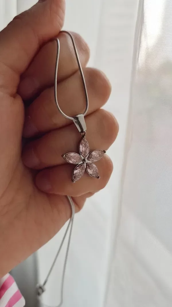 Producto - Collar flor rosa strass tamaño mediano Aq