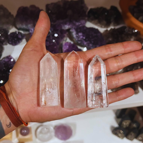 Producto - Set x3 Puntas cuarzo cristal facetado 6-6.5cm - Apto terapias