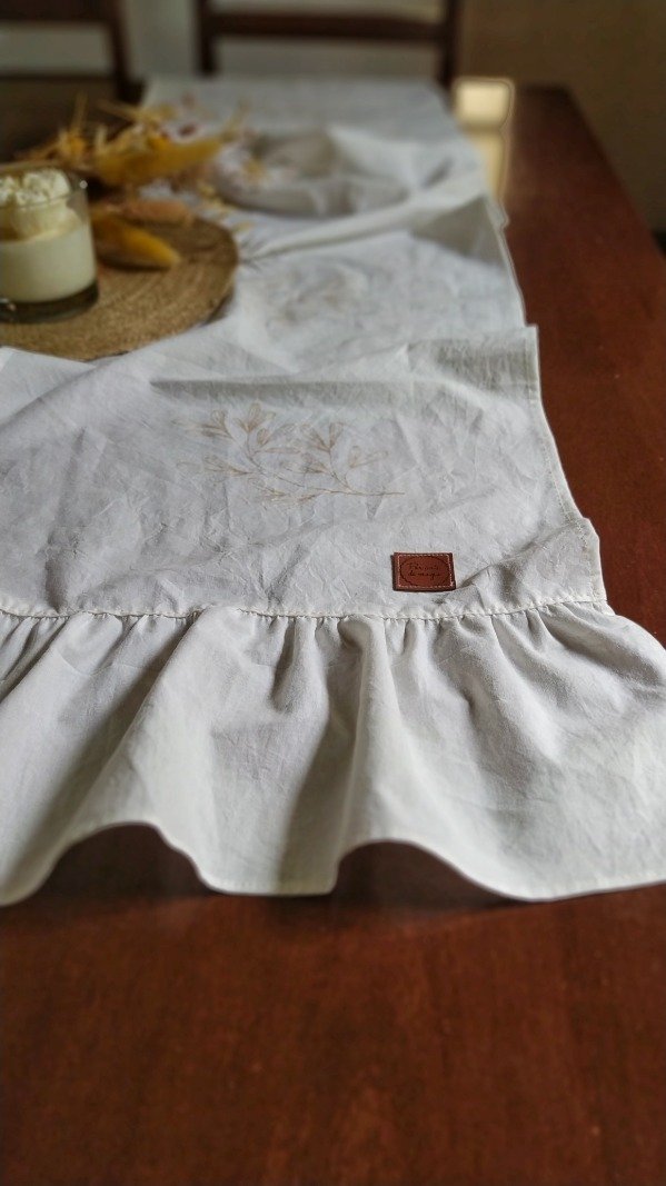 Producto - Camino de mesa Hoja silvestre beige