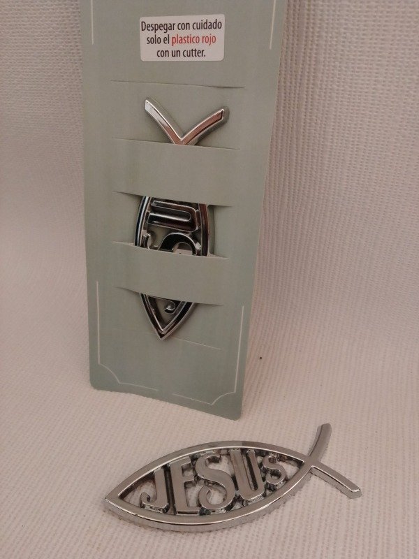 Producto - PESCADITO AUTOMEBLEMA PVC Duro resistente Jesus