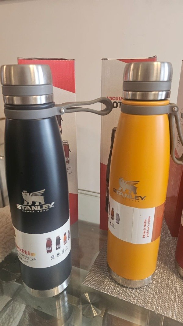 Producto - Termo deportivo Stanley 800 ml