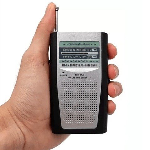 Producto - RADIO PORTATIL A PILAS