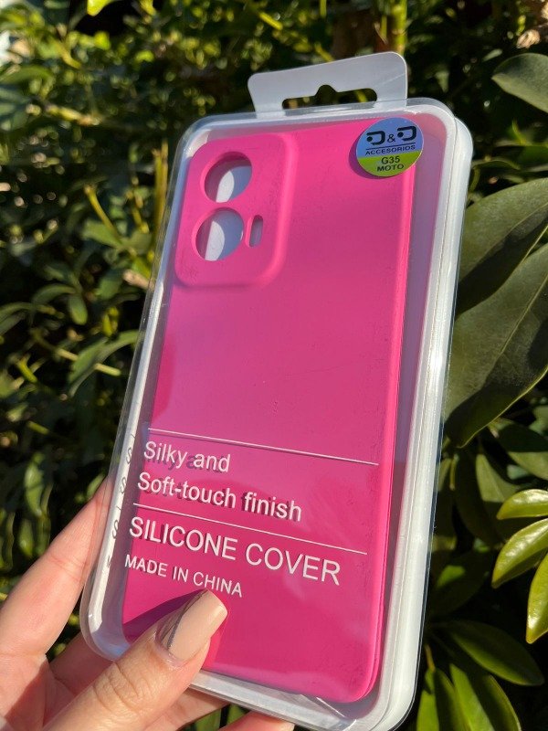 Producto - G35 funda silicona con felpa fucsia
