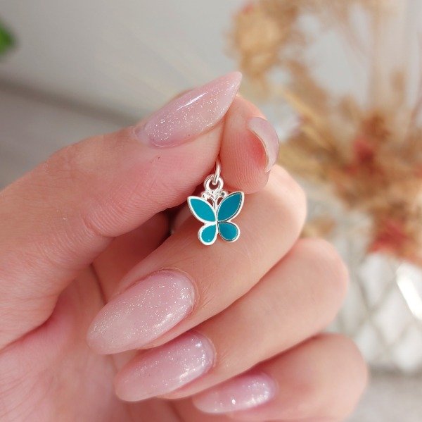 Producto - Dije mariposa esmaltado verde