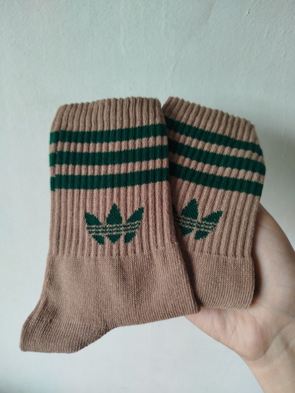 Producto - Tenis adi colores beige