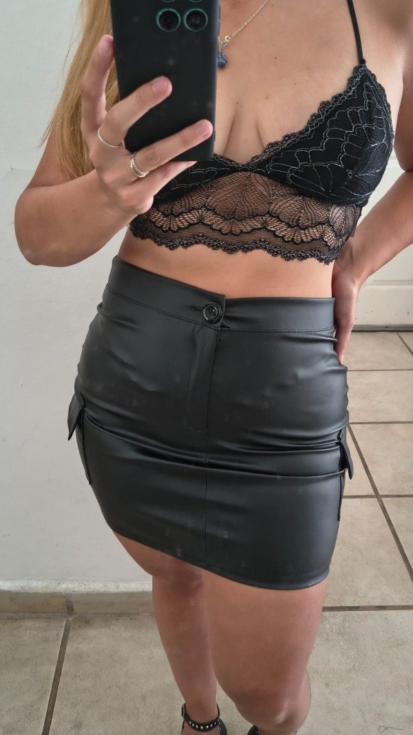 Producto - Pollera ecocuero cargo