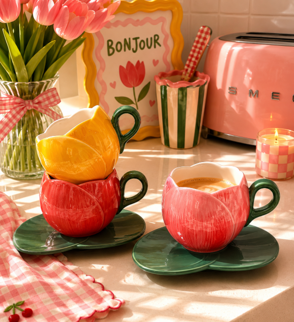 Producto - Taza con plato Tulipan