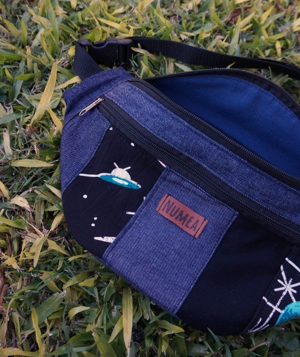 Producto - Riñonera Galaxia
