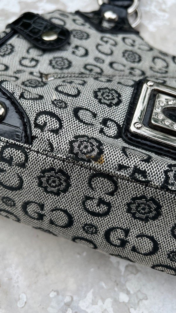 Bag y2k Gussaci simil Guess negra — imagen 6