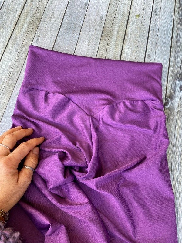 Calza larga morada — imagen 5