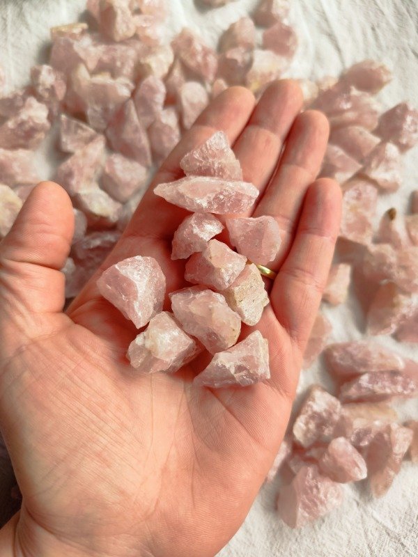 Producto - CUARZO ROSA PEQUEÑO X 10 UNIDADES - Directo de productores mineros de San Luis