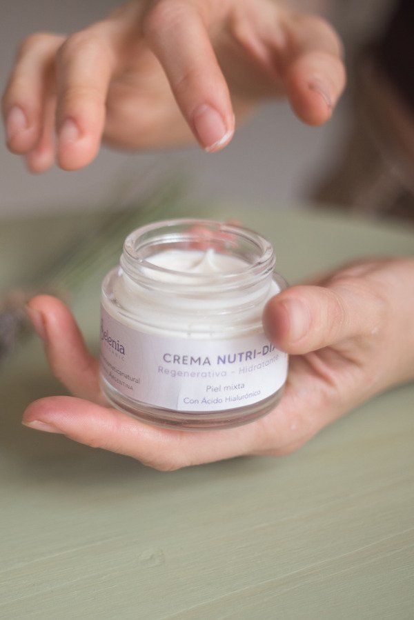 Producto - Crema facial NUTRIDIA - 0