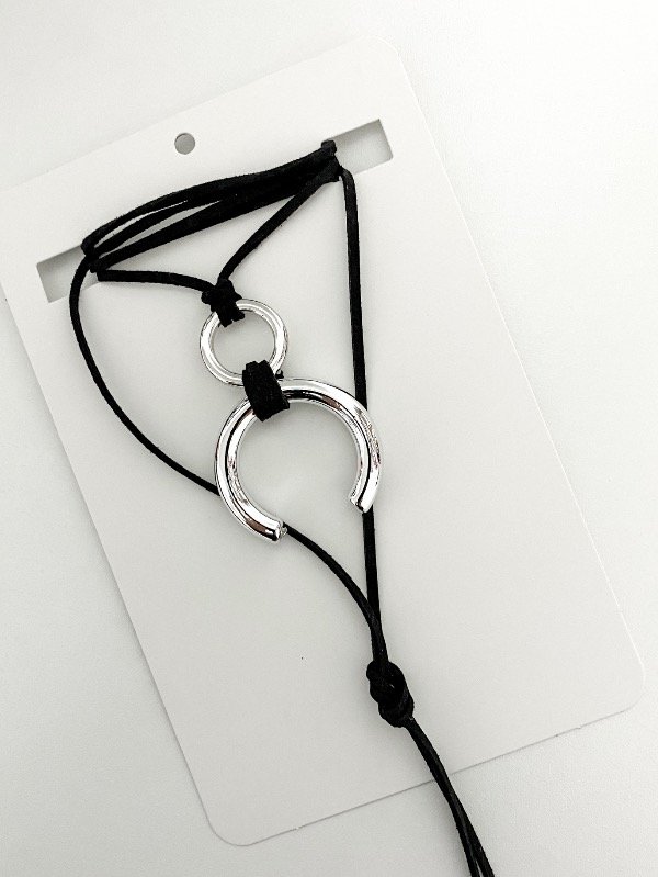 Producto - Collar negro y plateado Mery