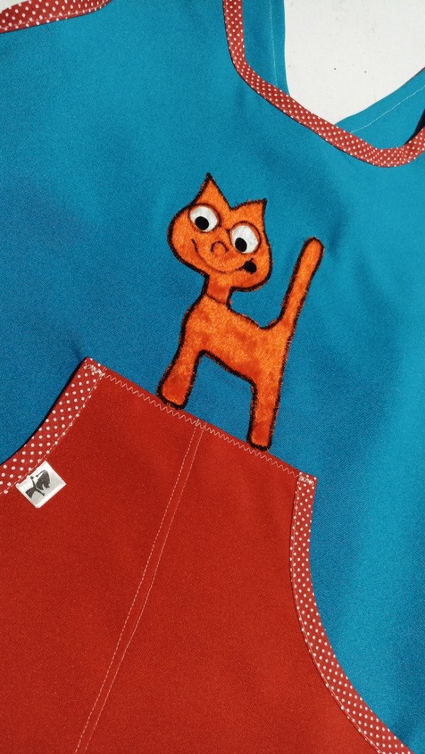 Producto - Guardapolvo Perro Rojo