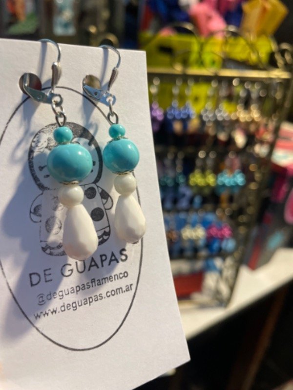 Producto - Aros gota celeste y blanco