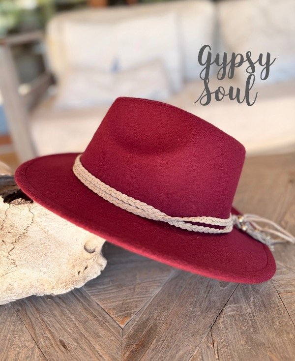 Producto - Sombrero bordo paño