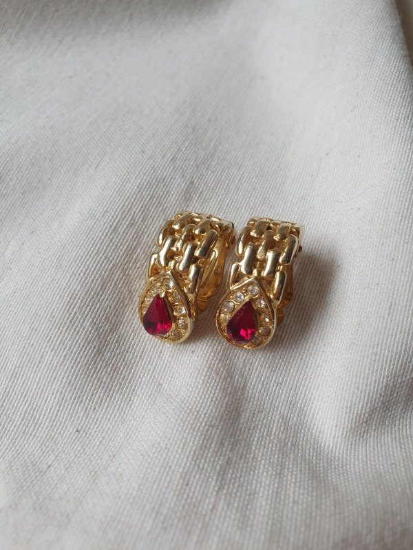 Producto - Clips 90s Gotas Rubí Cadena Panthere