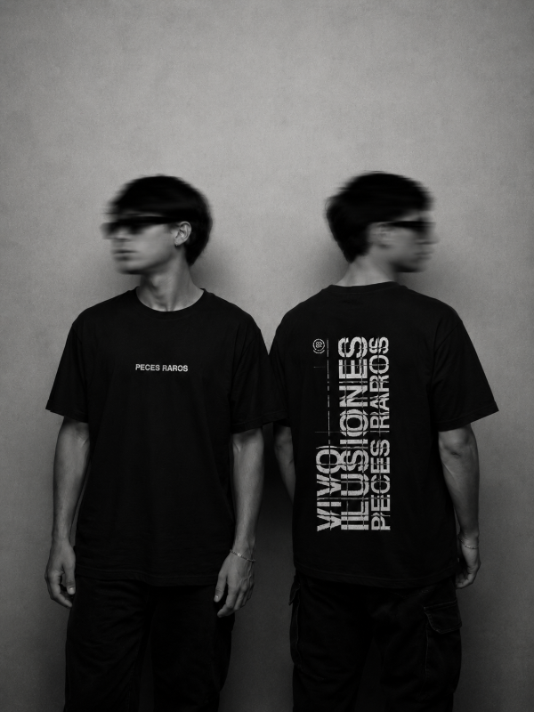Producto - Remera Peces Raros vivo ilusiones -  Negra