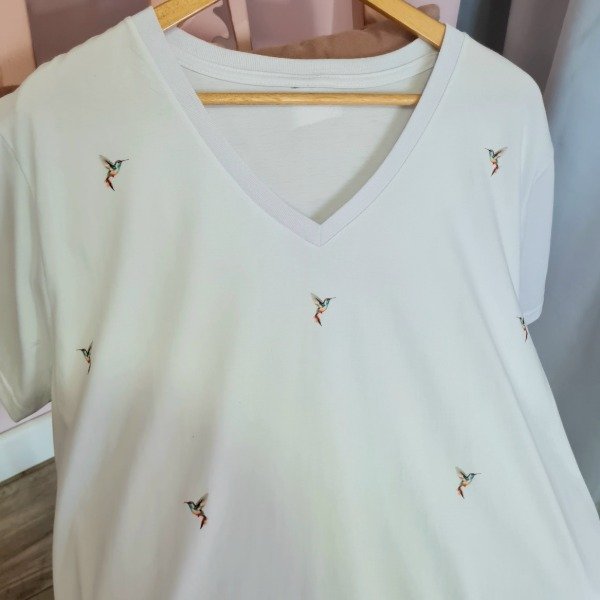 Producto - Remera colibri blanca 6044