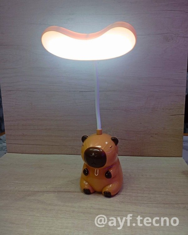 Producto - Velador CAPIBARA recargable con sacapuntas