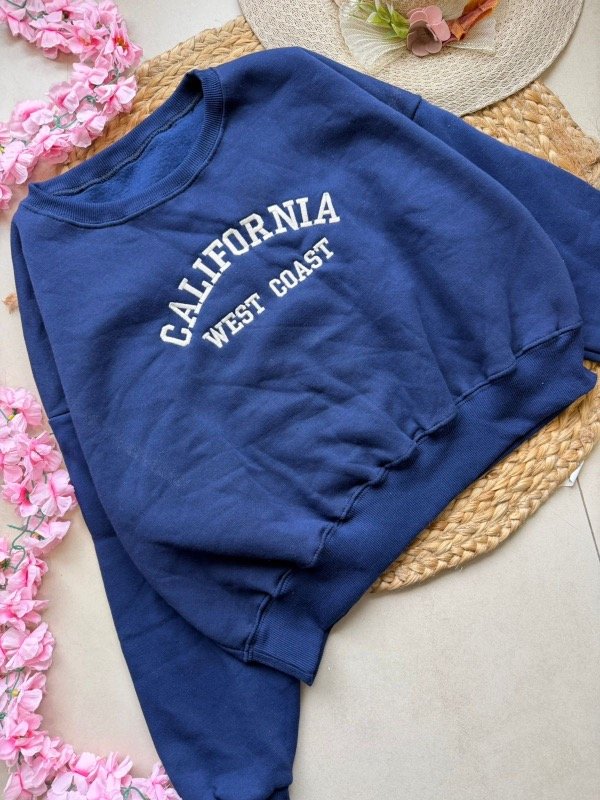 Producto - Buzo bordado calofornia azul
